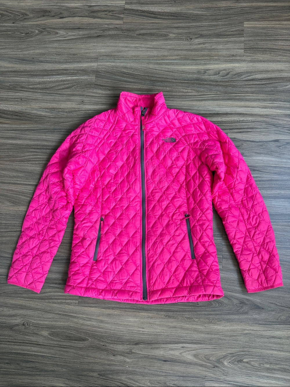 The North Face Kids Quilted Jacket in Bright Pink
